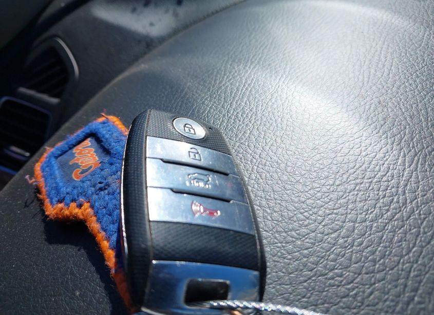 Photo 11 of 2015 Kia Sorento EX V6 (VIN 5XYKU4A75FG587492)