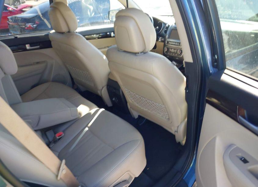 Photo 8 of 2015 Kia Sorento EX V6 (VIN 5XYKU4A75FG587492)