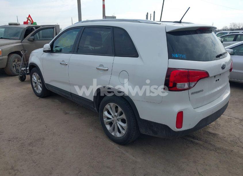 Photo 3 of 2014 Kia Sorento EX V6 (VIN 5XYKU4A76EG533598)