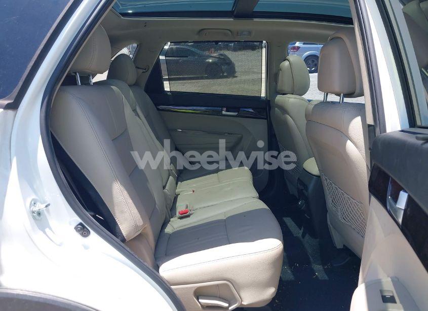 Photo 8 of 2015 Kia Sorento EX V6 (VIN 5XYKU4A77FG648311)
