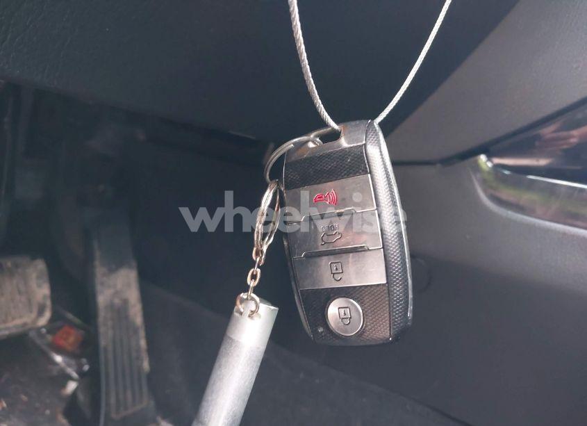 Photo 11 of 2014 Kia Sorento EX V6 (VIN 5XYKU4A78EG480175)