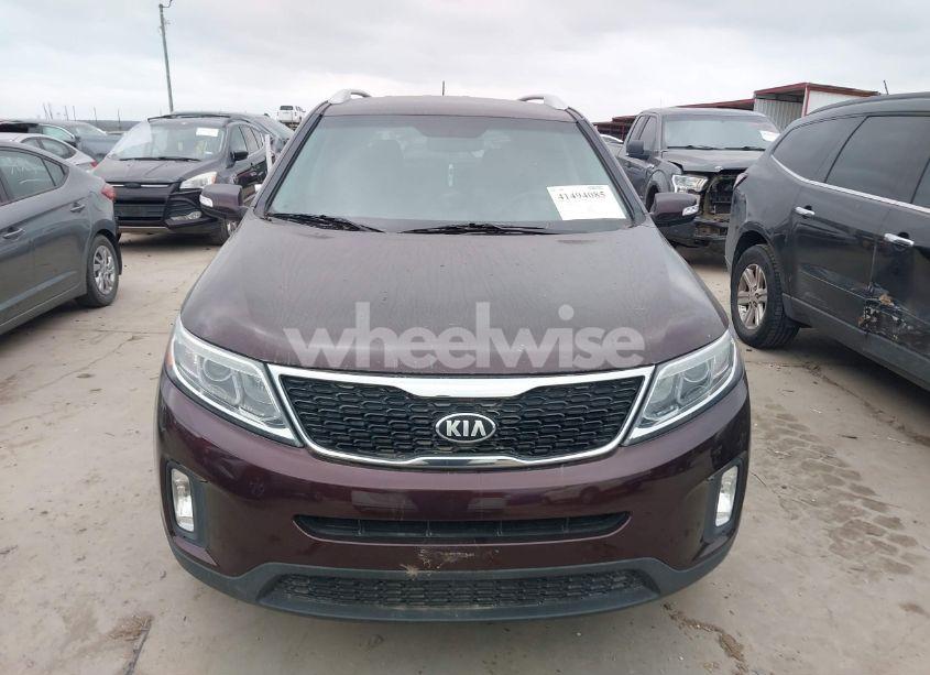 Photo 13 of 2014 Kia Sorento EX V6 (VIN 5XYKU4A78EG480175)