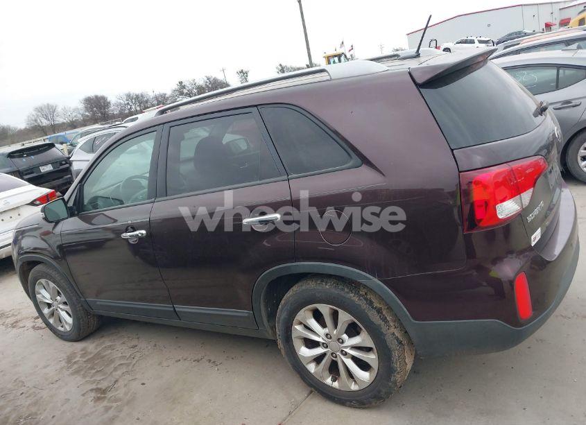 Photo 15 of 2014 Kia Sorento EX V6 (VIN 5XYKU4A78EG480175)