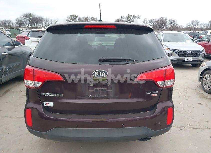 Photo 17 of 2014 Kia Sorento EX V6 (VIN 5XYKU4A78EG480175)