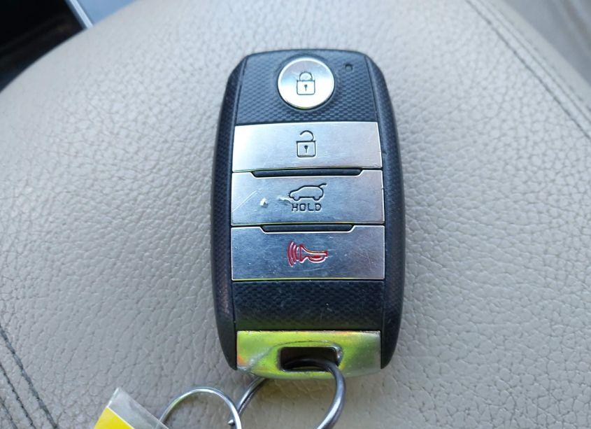 Photo 11 of 2014 Kia Sorento EX V6 (VIN 5XYKU4A78EG512588)