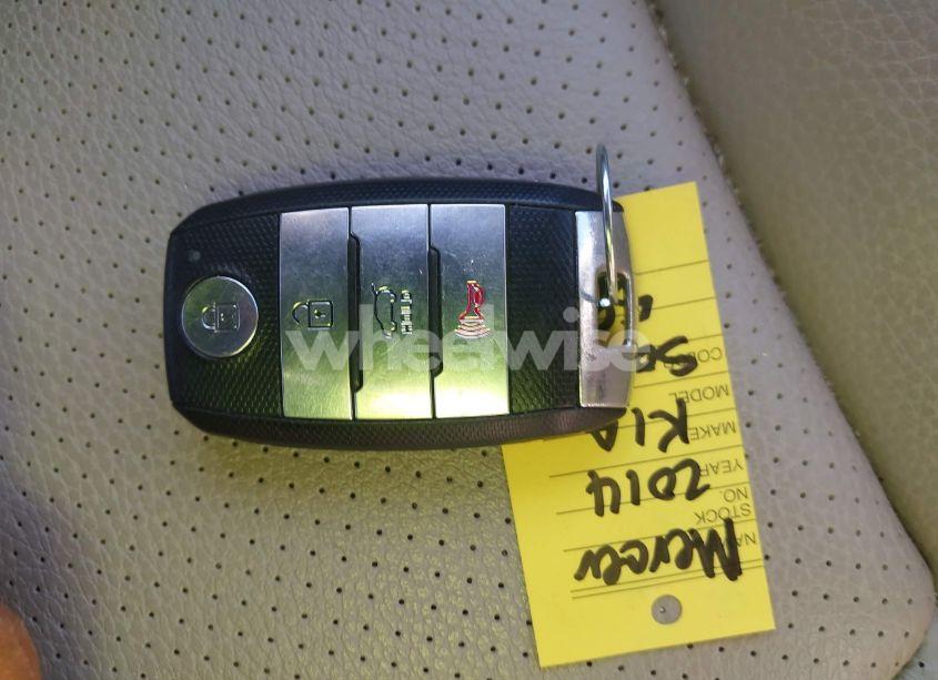 Photo 11 of 2014 Kia Sorento EX V6 (VIN 5XYKU4A7XEG429616)