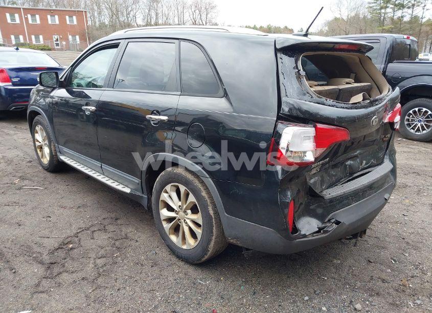 Photo 3 of 2014 Kia Sorento EX V6 (VIN 5XYKU4A7XEG470294)