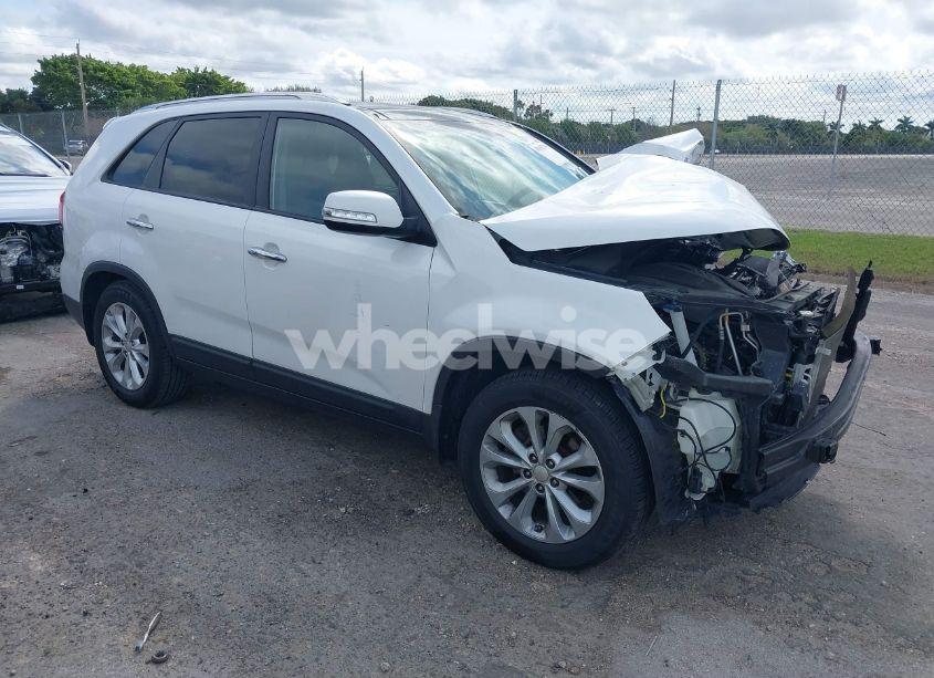 2014 Kia Sorento EX V6 (VIN 5XYKU4A7XEG480338) main photo
