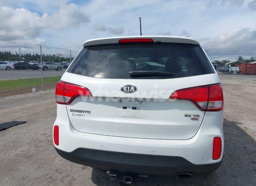 Photo 16 of 2014 Kia Sorento EX V6 (VIN 5XYKU4A7XEG480338)