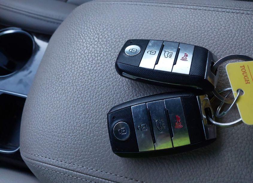 Photo 11 of 2015 Kia Sorento EX V6 (VIN 5XYKU4A7XFG612306)