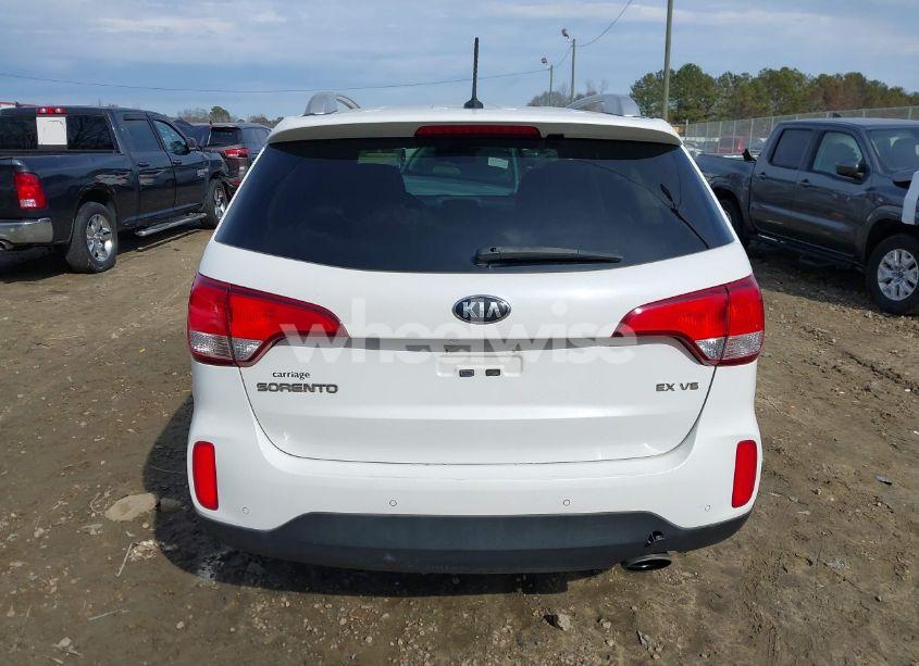 Photo 16 of 2015 Kia Sorento EX V6 (VIN 5XYKU4A7XFG638114)