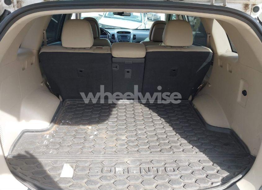 Photo 17 of 2015 Kia Sorento EX V6 (VIN 5XYKU4A7XFG638114)