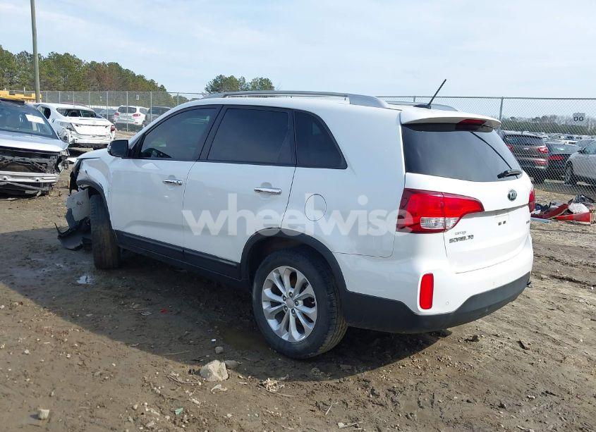 Photo 3 of 2015 Kia Sorento EX V6 (VIN 5XYKU4A7XFG638114)