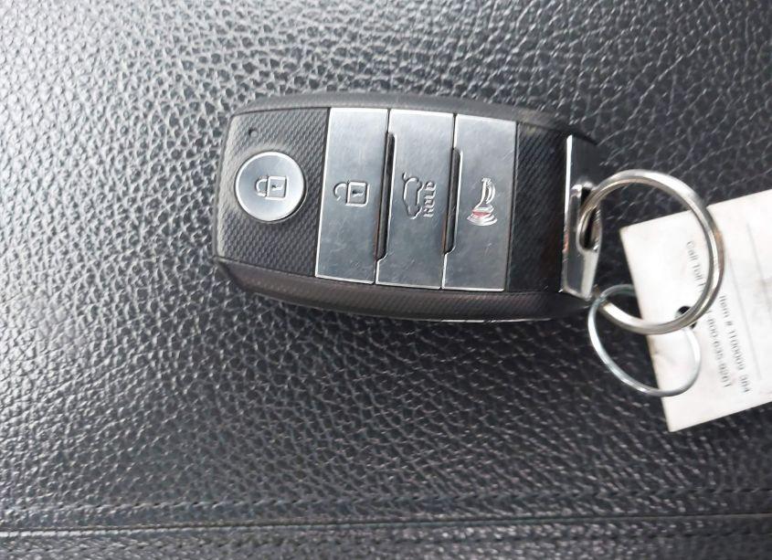 Photo 11 of 2015 Kia Sorento EX V6 (VIN 5XYKU4A7XFG659755)