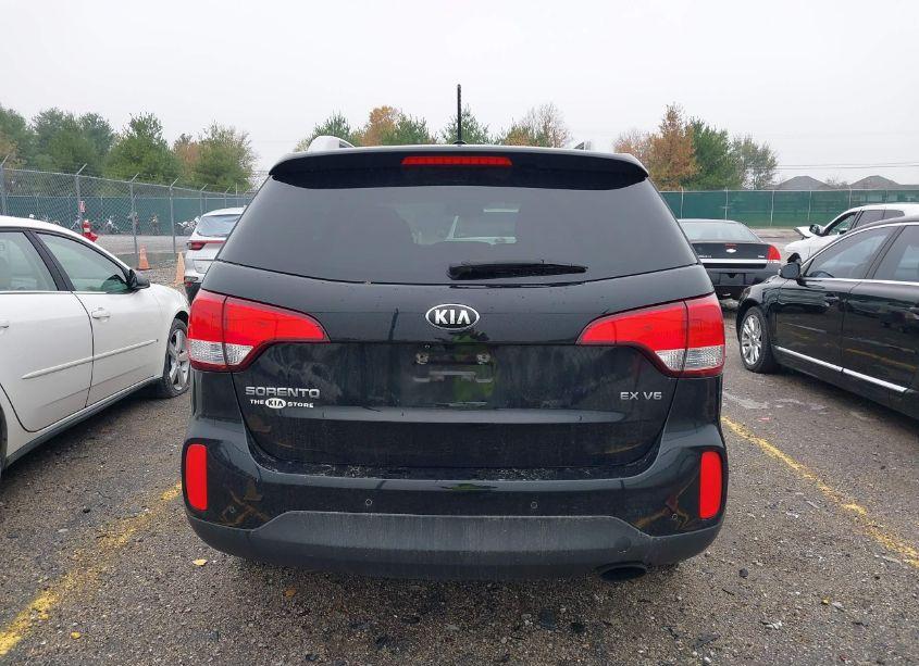 Photo 16 of 2015 Kia Sorento EX V6 (VIN 5XYKU4A7XFG659755)