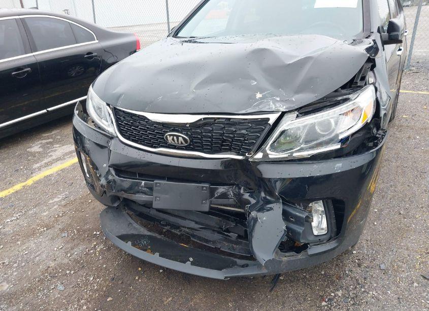 Photo 6 of 2015 Kia Sorento EX V6 (VIN 5XYKU4A7XFG659755)