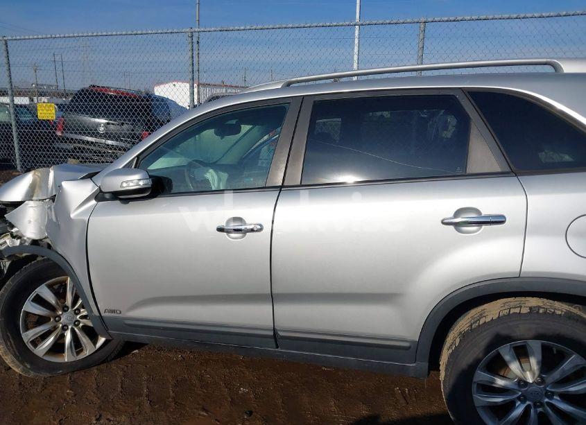 Photo 15 of 2011 Kia Sorento EX (VIN 5XYKUCA14BG146839)