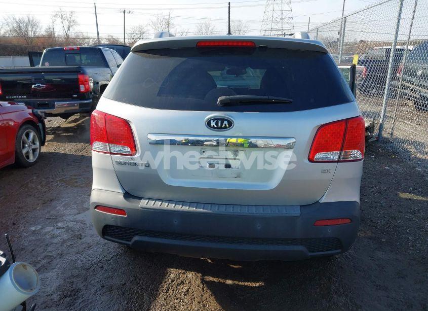 Photo 17 of 2011 Kia Sorento EX (VIN 5XYKUCA14BG146839)