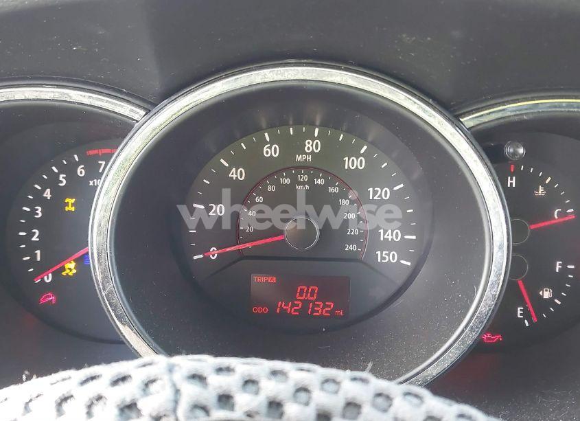 Photo 7 of 2011 Kia Sorento EX (VIN 5XYKUCA14BG146839)