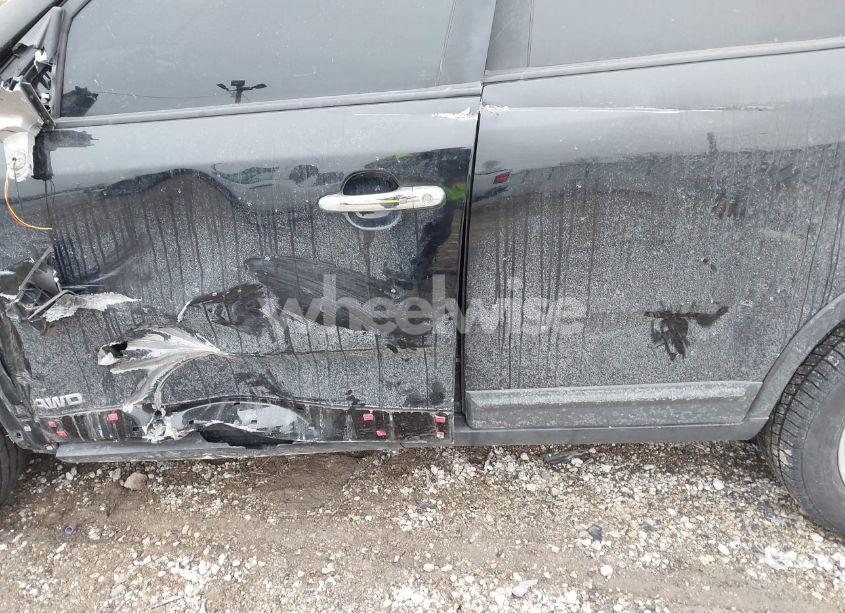 Photo 12 of 2011 Kia Sorento EX (VIN 5XYKUCA15BG026290)