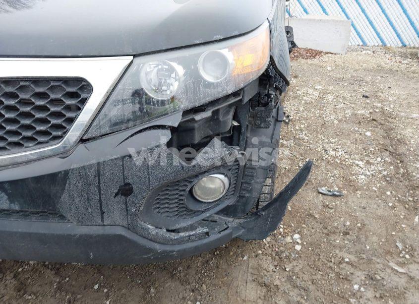 Photo 14 of 2011 Kia Sorento EX (VIN 5XYKUCA15BG026290)