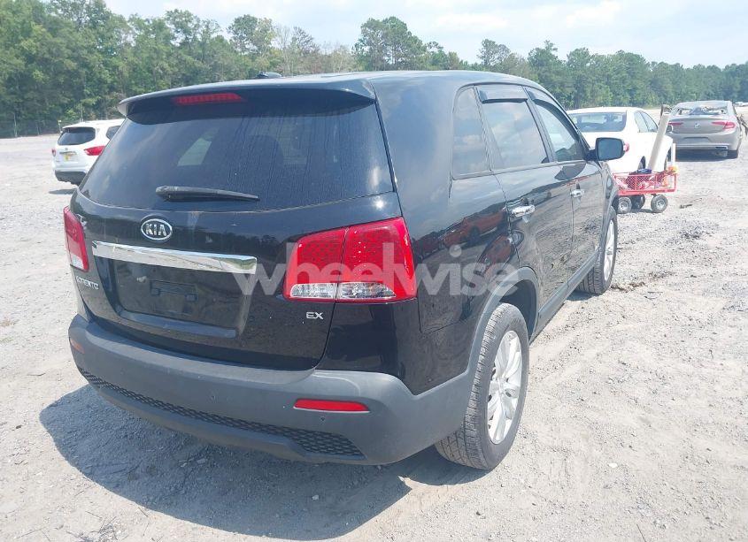 Photo 4 of 2011 Kia Sorento EX (VIN 5XYKUCA16BG028811)