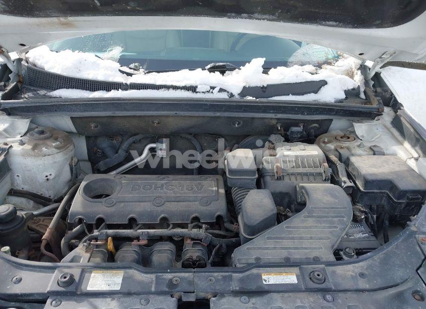 Photo 10 of 2011 Kia Sorento EX (VIN 5XYKUCA17BG006140)