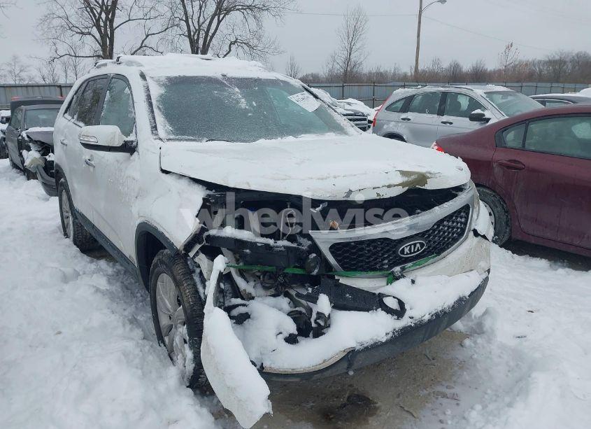 Photo 6 of 2011 Kia Sorento EX (VIN 5XYKUCA17BG114063)