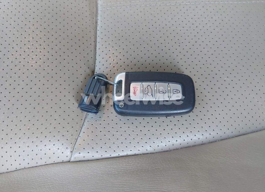 Photo 11 of 2011 Kia Sorento EX (VIN 5XYKUCA18BG033461)
