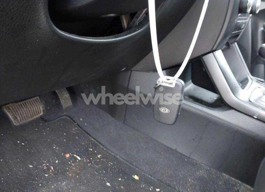 Photo 11 of 2012 Kia Sorento EX (VIN 5XYKUCA61CG266773)