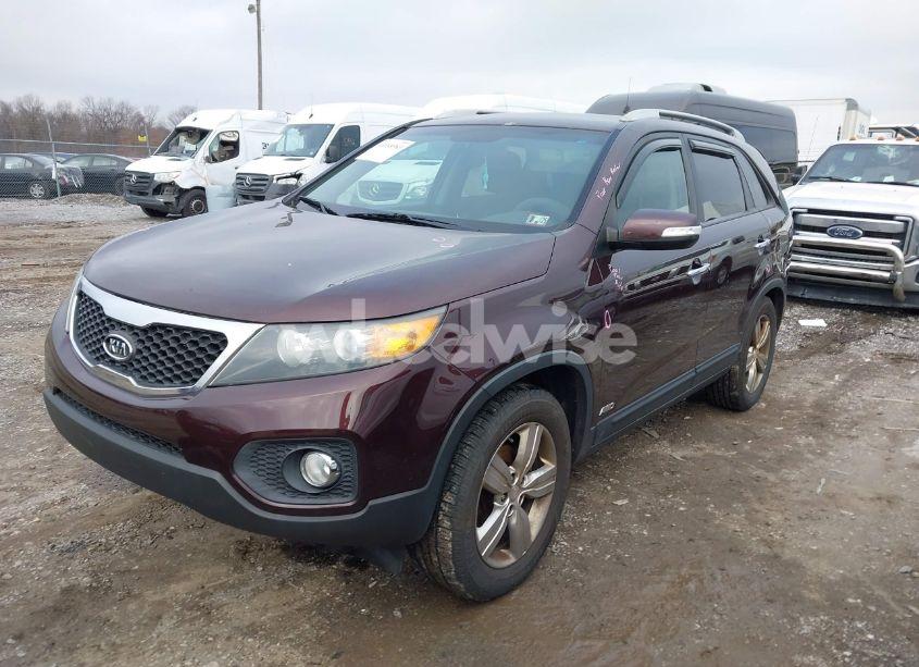 Photo 2 of 2012 Kia Sorento EX (VIN 5XYKUCA61CG266773)