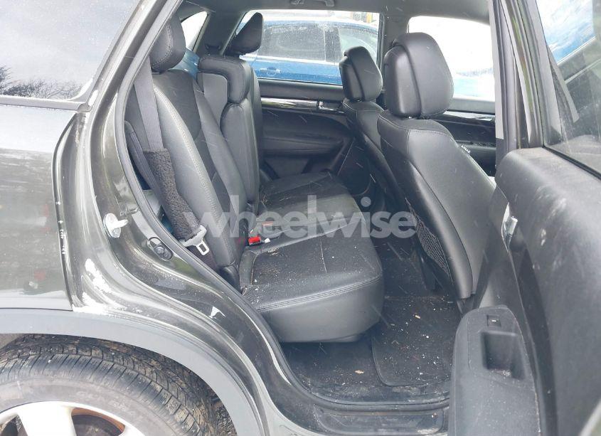 Photo 8 of 2012 Kia Sorento EX (VIN 5XYKUCA63CG254883)