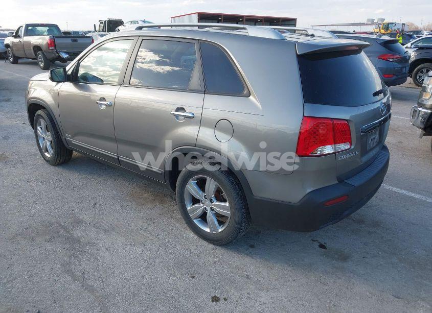 Photo 3 of 2012 Kia Sorento EX (VIN 5XYKUCA63CG300289)
