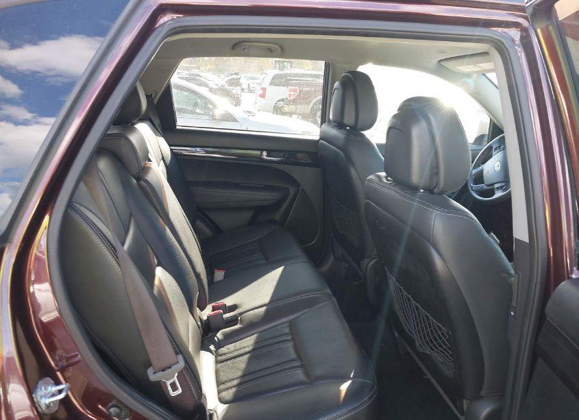 Photo 8 of 2013 Kia Sorento EX (VIN 5XYKUCA67DG320417)