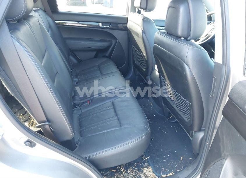 Photo 8 of 2013 Kia Sorento EX (VIN 5XYKUCA67DG338027)