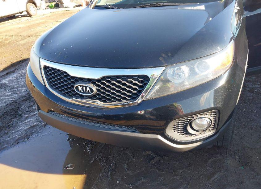 Photo 6 of 2013 Kia Sorento EX (VIN 5XYKUCA68DG343527)