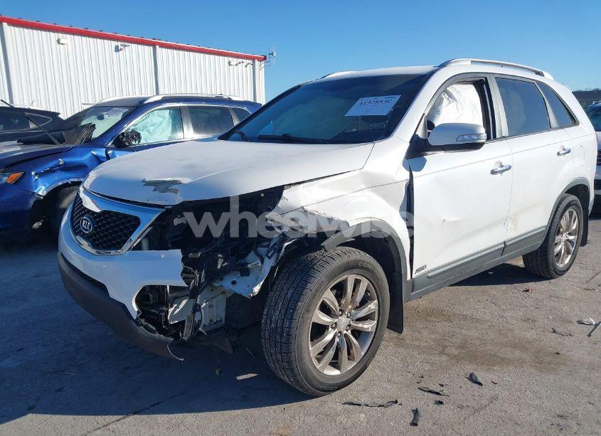 Photo 6 of 2011 Kia Sorento EX V6 (VIN 5XYKUDA20BG061544)