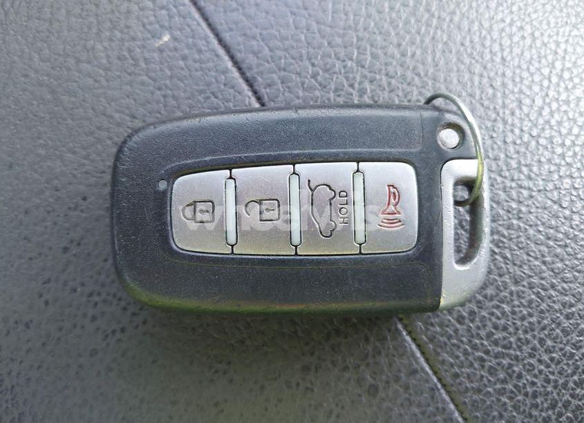 Photo 11 of 2011 Kia Sorento EX V6 (VIN 5XYKUDA20BG148067)