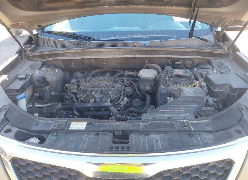 Photo 10 of 2011 Kia Sorento EX V6 (VIN 5XYKUDA20BG180646)