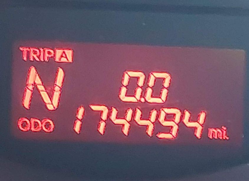 Photo 7 of 2011 Kia Sorento EX V6 (VIN 5XYKUDA20BG180646)