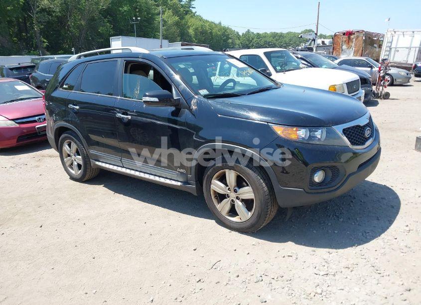 2012 Kia Sorento EX V6 (VIN 5XYKUDA20CG199800) main photo