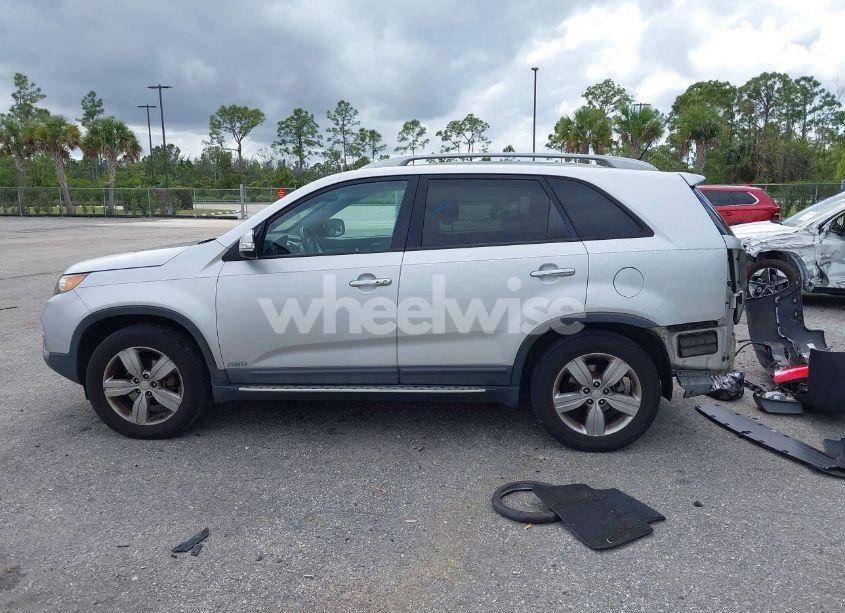 Photo 14 of 2012 Kia Sorento EX V6 (VIN 5XYKUDA20CG206132)