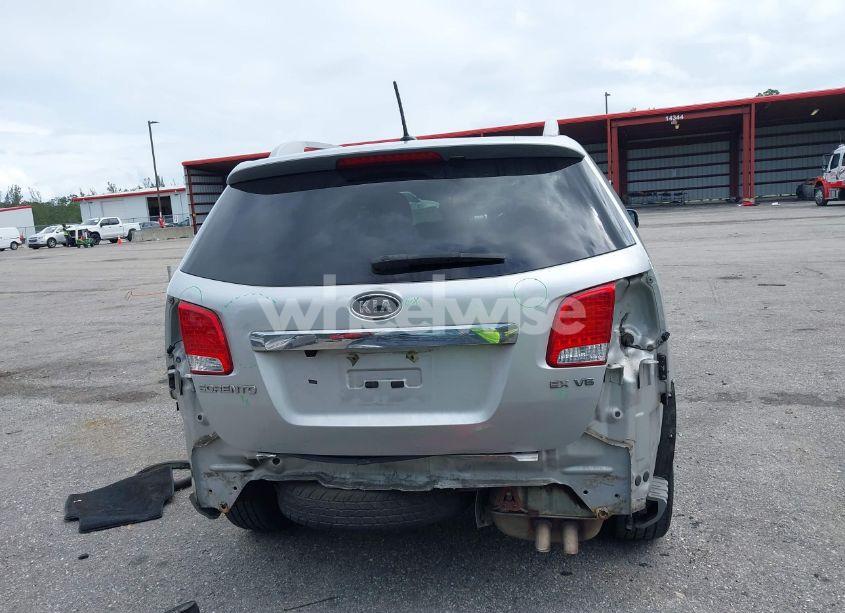 Photo 16 of 2012 Kia Sorento EX V6 (VIN 5XYKUDA20CG206132)