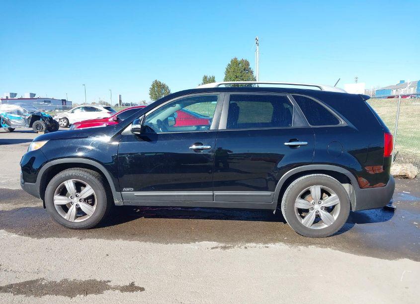 Photo 14 of 2013 Kia Sorento EX V6 (VIN 5XYKUDA20DG324151)