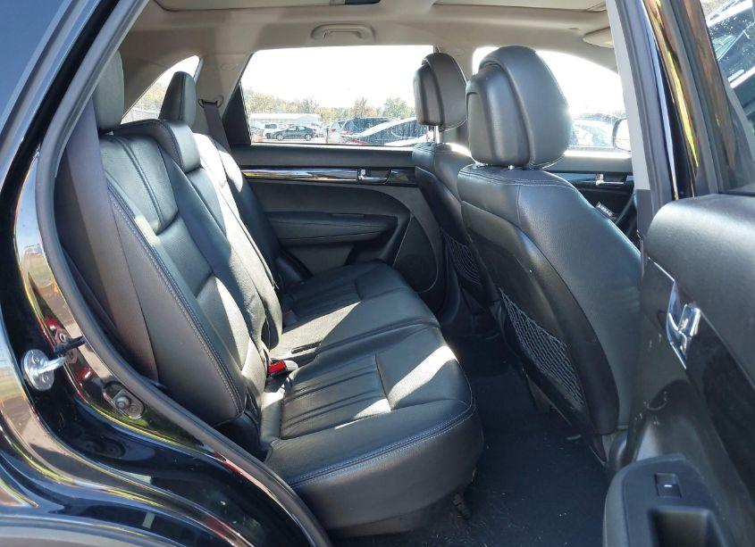 Photo 8 of 2013 Kia Sorento EX V6 (VIN 5XYKUDA20DG324151)