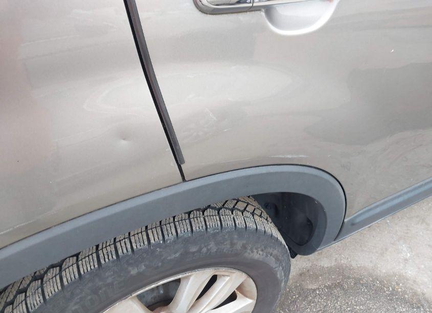 Photo 6 of 2011 Kia Sorento EX V6 (VIN 5XYKUDA22BG057835)