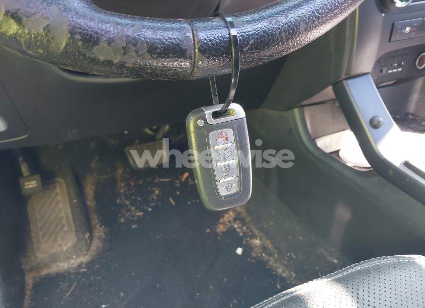 Photo 11 of 2013 Kia Sorento EX V6 (VIN 5XYKUDA22DG412022)