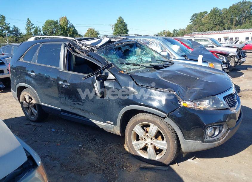Photo 13 of 2013 Kia Sorento EX V6 (VIN 5XYKUDA22DG412022)