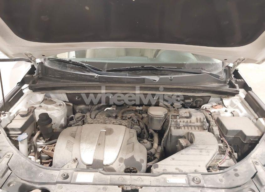 Photo 10 of 2011 Kia Sorento EX V6 (VIN 5XYKUDA23BG053972)