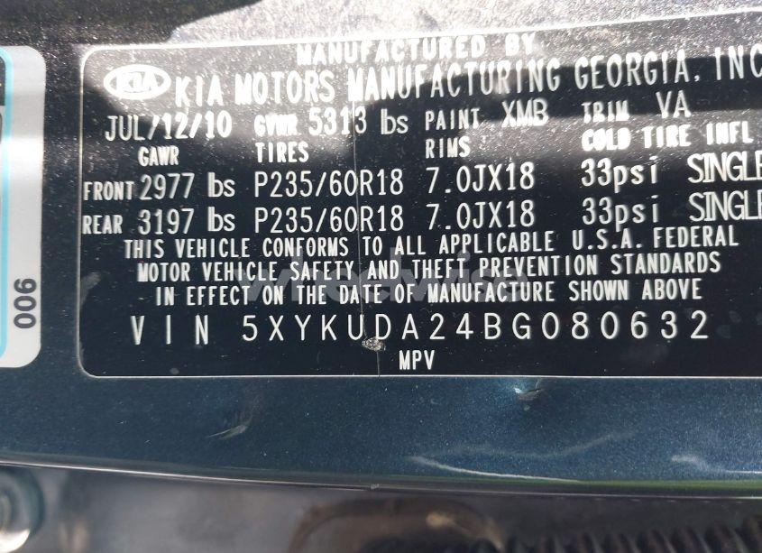 Photo 9 of 2011 Kia Sorento EX V6 (VIN 5XYKUDA24BG080632)